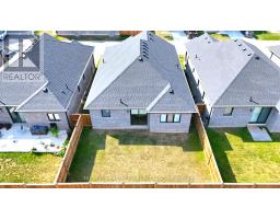 69 - 383 DAVENTRY WAY - 41