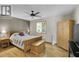 123 MICHELLE AVENUE - 21
