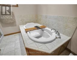 123 MICHELLE AVENUE - 25