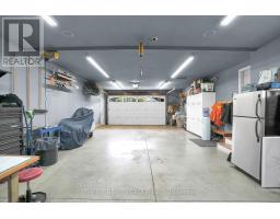 123 MICHELLE AVENUE - 41