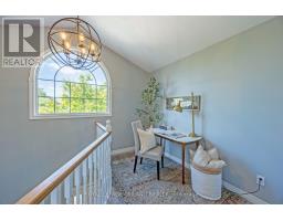 851 CRESTVIEW CRESCENT - 18