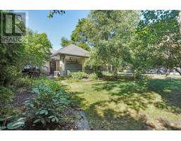 481 VICTORIA STREET - 30