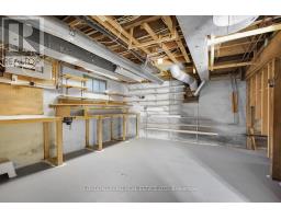 481 VICTORIA STREET - 41
