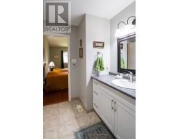 66 - 1100 BYRON BASELINE ROAD W - 19