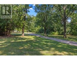 1528 MCLARENWOOD TERRACE - 36