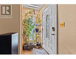 1528 MCLARENWOOD TERRACE - 7