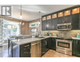 534 HUMMINGBIRD CRESCENT - 13
