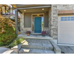 534 HUMMINGBIRD CRESCENT - 2