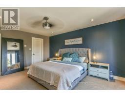 534 HUMMINGBIRD CRESCENT - 21