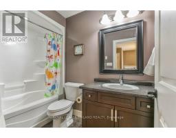 534 HUMMINGBIRD CRESCENT - 28