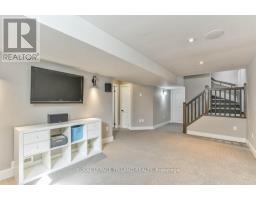 534 HUMMINGBIRD CRESCENT - 32