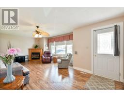 6 WOOD STREET - 6