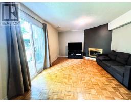 21 - 30 CLARENDON CRESCENT - 12
