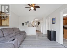 47 CARRIE CRESCENT - 10