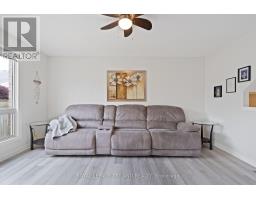 47 CARRIE CRESCENT - 11