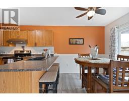 47 CARRIE CRESCENT - 19
