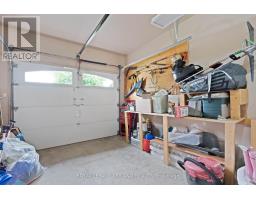 47 CARRIE CRESCENT - 22