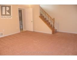 63 - 70 CHAPMAN COURT - 5
