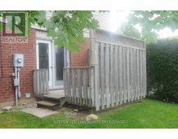 63 - 70 CHAPMAN COURT - 6
