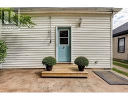 12 CAVENDISH CRESCENT - 27