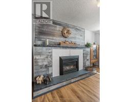 57 TUMBLEWEED CRESCENT - 31