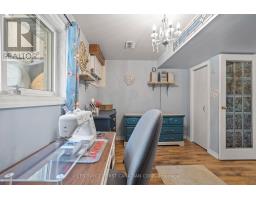 57 TUMBLEWEED CRESCENT - 34
