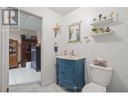 57 TUMBLEWEED CRESCENT - 35