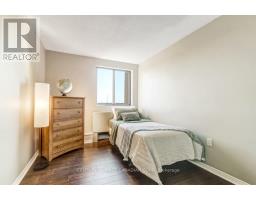 909 - 1600 ADELAIDE STREET N - 15
