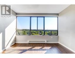 909 - 1600 ADELAIDE STREET N - 6