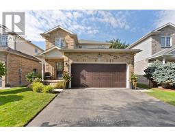 852 CRESTVIEW CRESCENT - 1