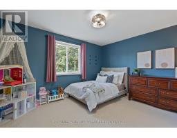 852 CRESTVIEW CRESCENT - 29