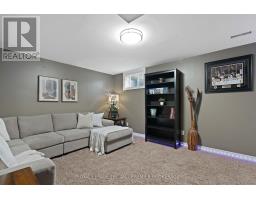852 CRESTVIEW CRESCENT - 33
