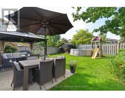 852 CRESTVIEW CRESCENT - 39