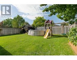 852 CRESTVIEW CRESCENT - 40