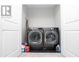 89 - 601 LIONS PARK DRIVE - 15