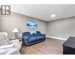 65 SOUTHVIEW CRESCENT - 14