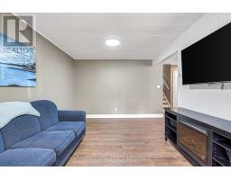 65 SOUTHVIEW CRESCENT - 15