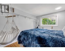 65 SOUTHVIEW CRESCENT - 24