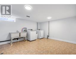 65 SOUTHVIEW CRESCENT - 31