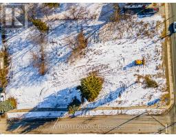 1120 OXFORD STREET E - 13