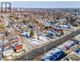 1120 OXFORD STREET E - 16