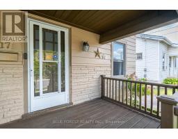 17 EMERY STREET E - 5