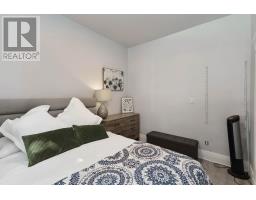 60 HYLA STREET - 33