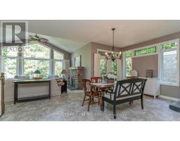 63 HUMMINGBIRD LANE - 12