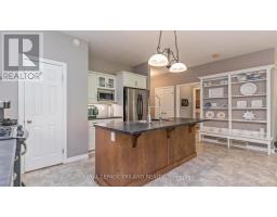 63 HUMMINGBIRD LANE - 8