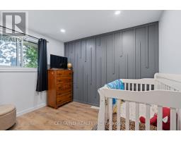 35 ROSAMOND CRESCENT - 19
