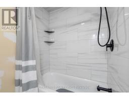 35 ROSAMOND CRESCENT - 24