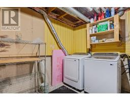 35 ROSAMOND CRESCENT - 25