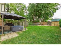 35 ROSAMOND CRESCENT - 26