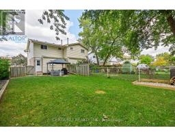 35 ROSAMOND CRESCENT - 34